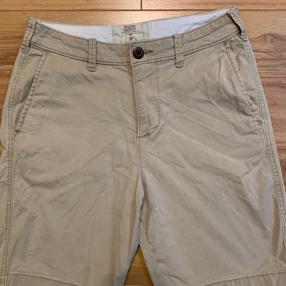 Hollister khaki shorts. Size 28
